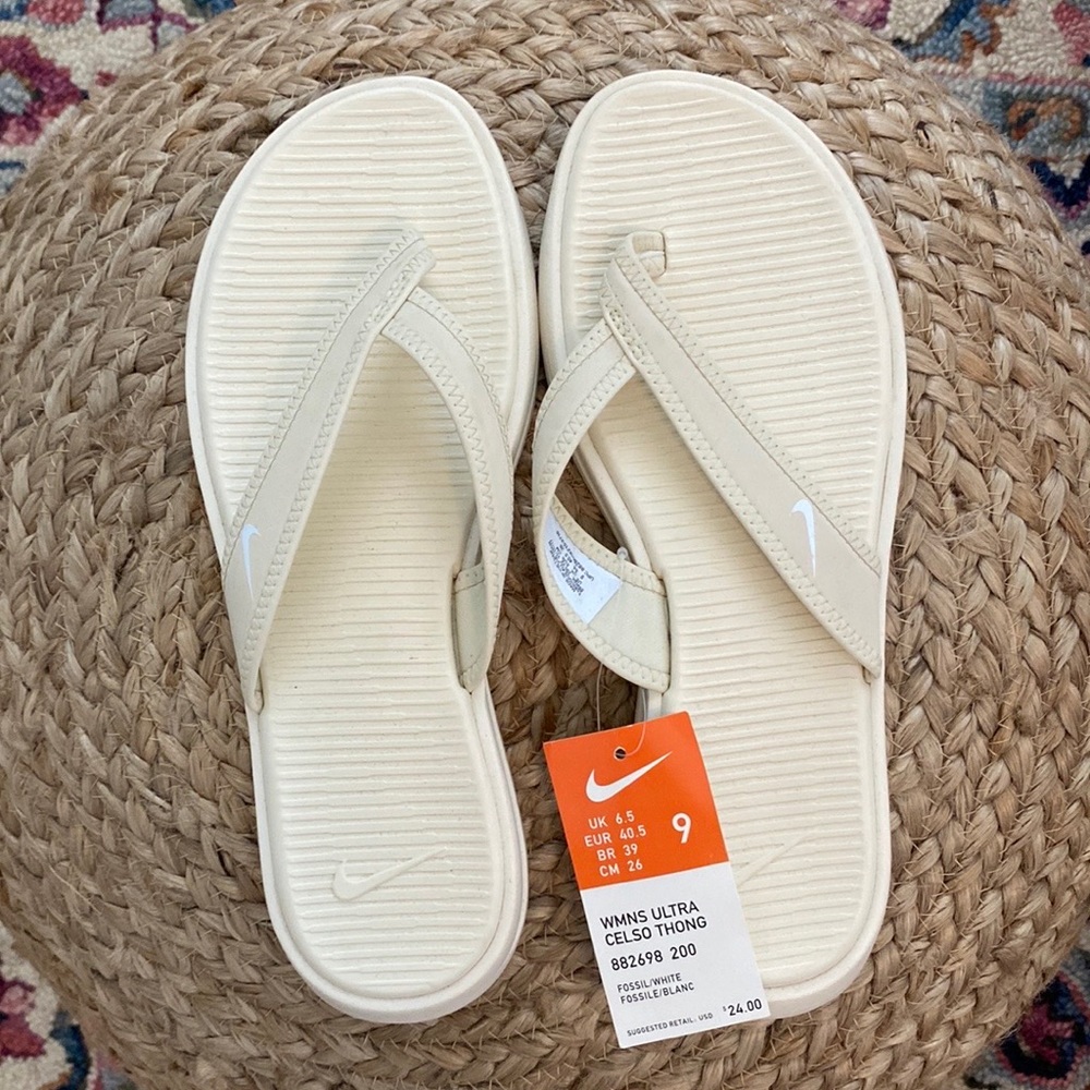 Nike Ultra Celso Thong Sandal